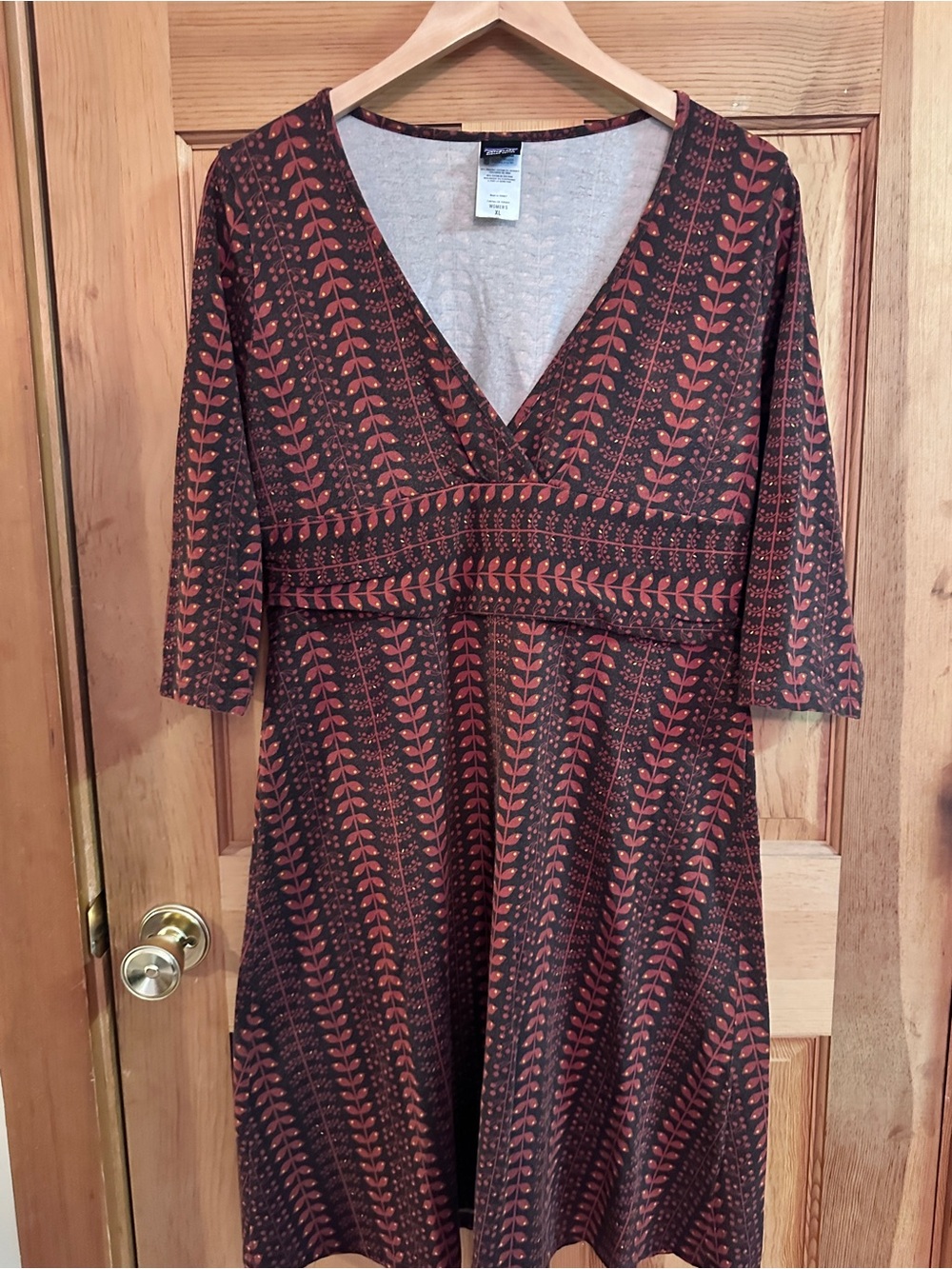 Patagonia Brown & Rust V‑Neck Printed Dress